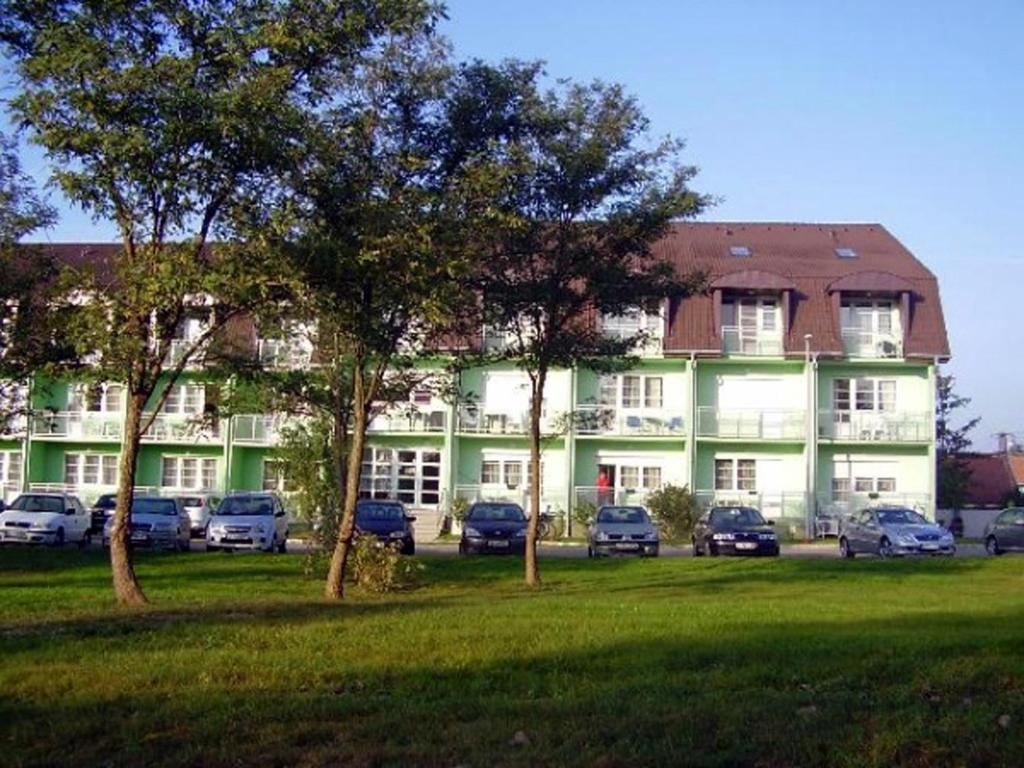 Holdlux Apartmanok ชาร์วาร์ ภายนอก รูปภาพ