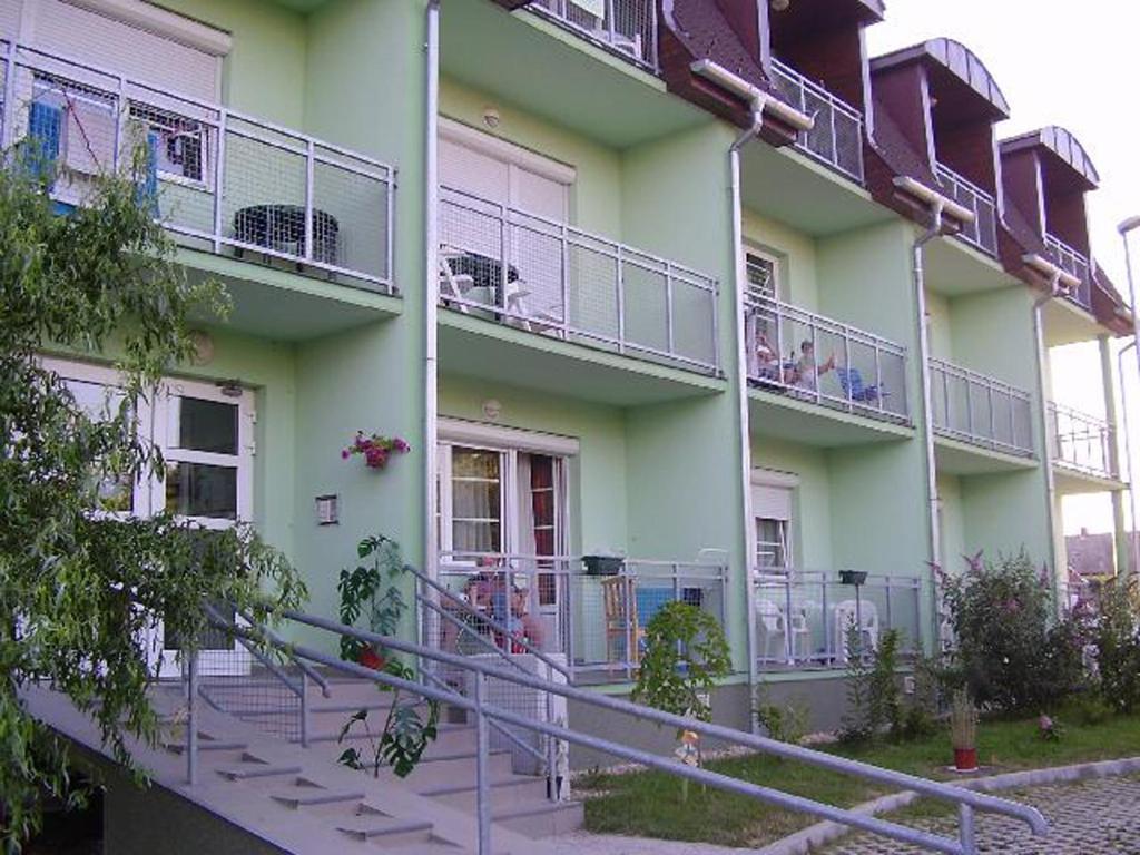 Holdlux Apartmanok ชาร์วาร์ ภายนอก รูปภาพ