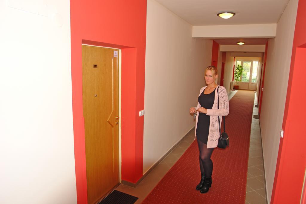 Holdlux Apartmanok ชาร์วาร์ ภายนอก รูปภาพ