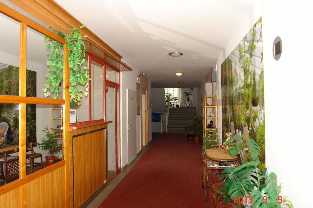 Holdlux Apartmanok ชาร์วาร์ ภายนอก รูปภาพ